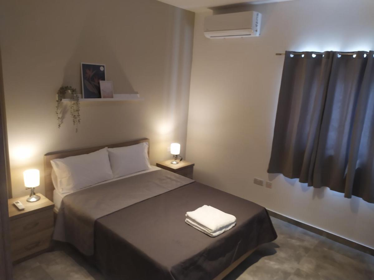 No. 38 Appartments Слима Екстериор снимка