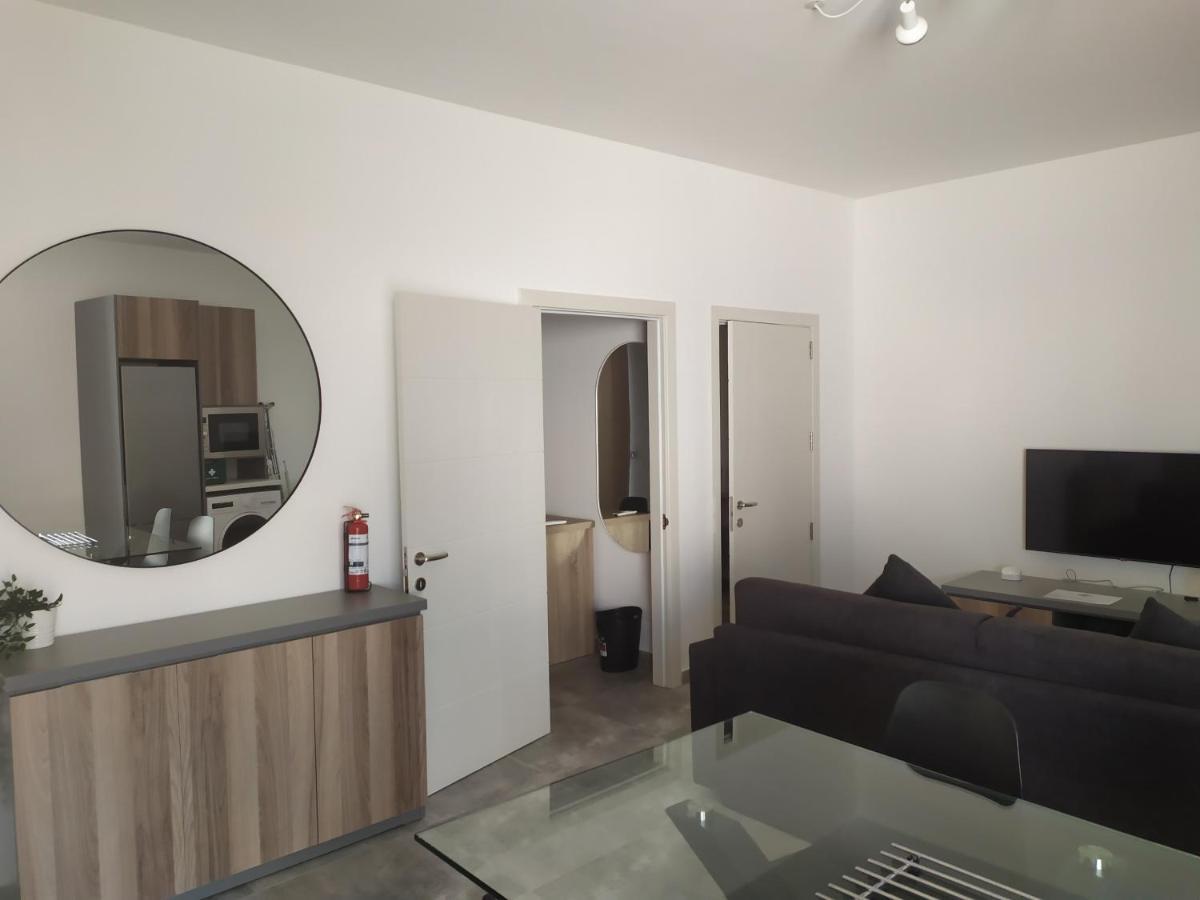 No. 38 Appartments Слима Екстериор снимка